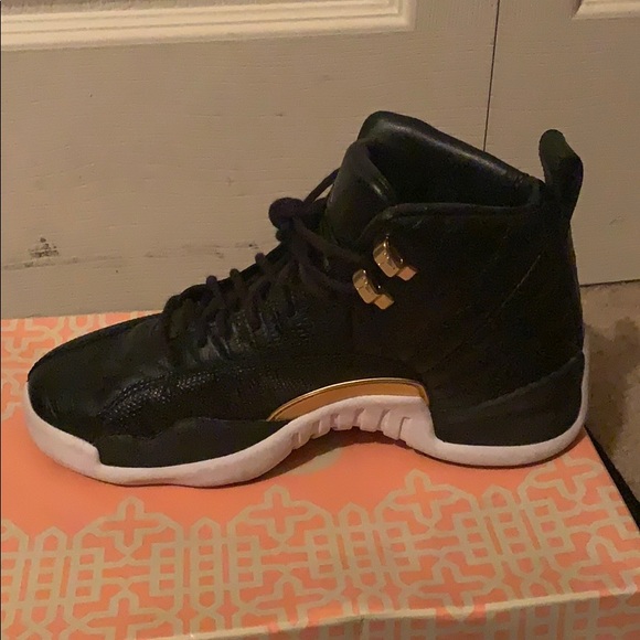COPY - Jordan 12 Retro Black Metallic Gold White … - Picture 4 of 7